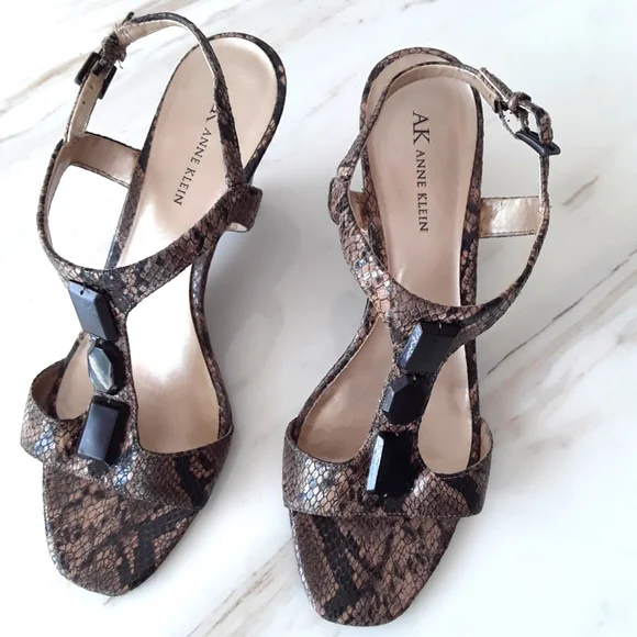 ANNE KLEIN SNAKESKIN WEDGE BEJEWELED SANDALS SZ 9 - Picture 2 of 6